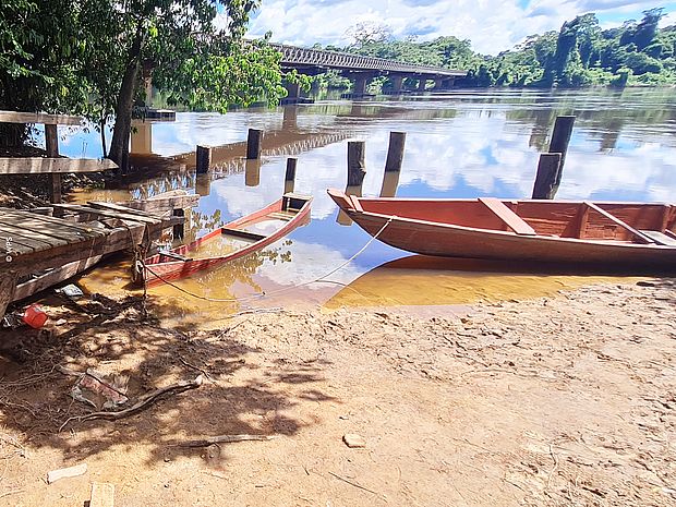 Bootssteg in Suriname 